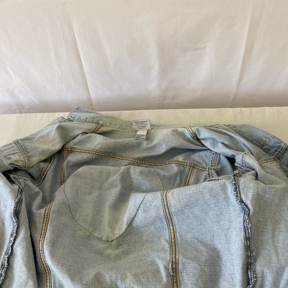 Vintage Betty Boop Jean Jaket 1996 - Picture 8 of 13